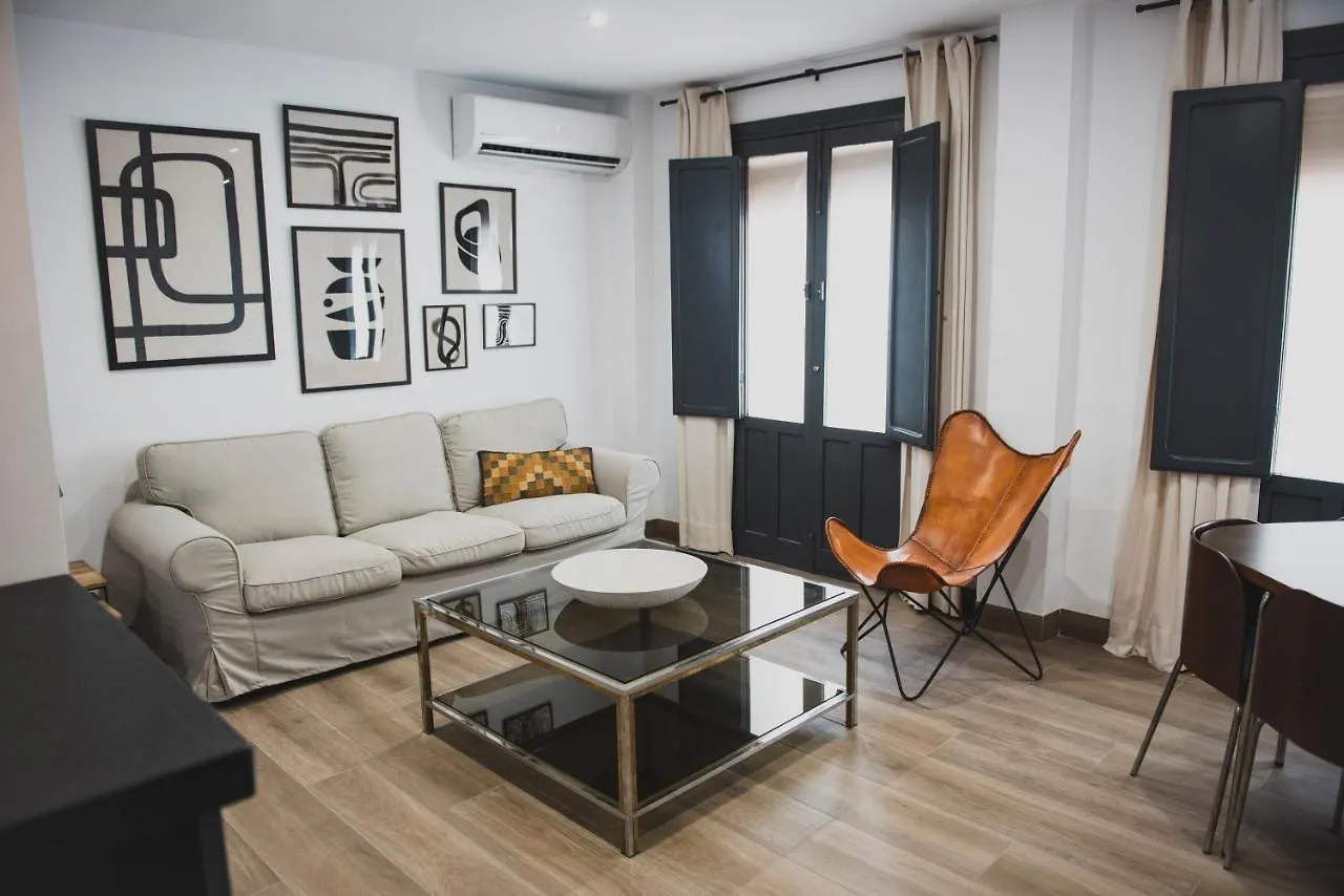 Apartamento La Milagrosa contacts